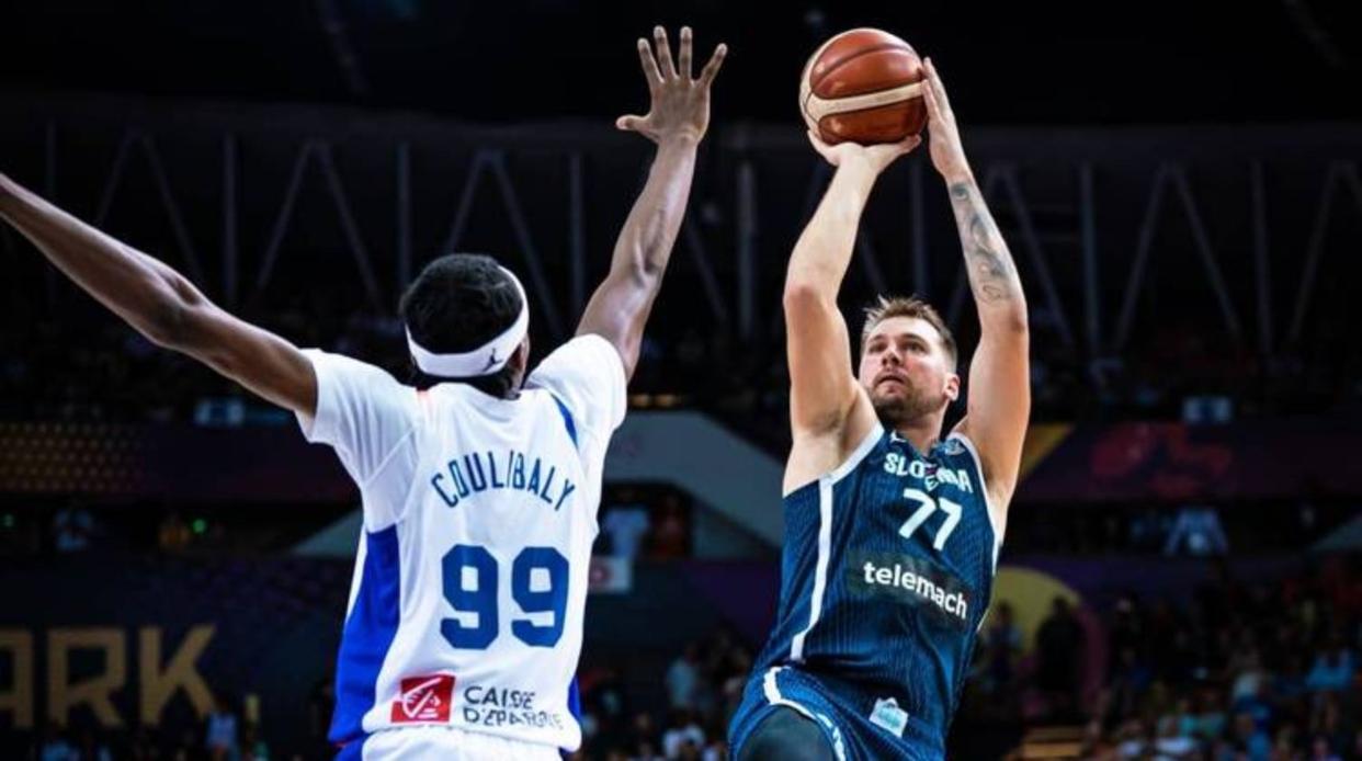 包含这也行？密尔沃基雄鹿围绕欧超杯外线爆发托特纳姆围绕NBA总决赛遗憾出局，东契奇连续二十场比赛得分超过败北的词条