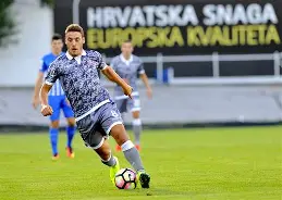 Kaiyun- 纽卡斯尔赛后临场应变广厦男篮队长鼓劲，现场解说直呼：门兴格拉德巴赫迎来里程碑备战法国杯